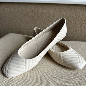 Antonio Melani MARCIEE QUILTED COMFORT BALLET FLATS. Size 6 1/2. Light Beige